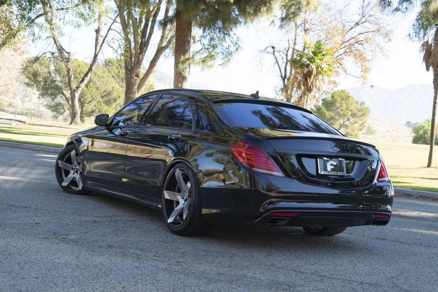  Mercedes-Benz S-Class on Forgiato Wheels (Forssette-ECL) 2018 года  (фото 3 из 4)